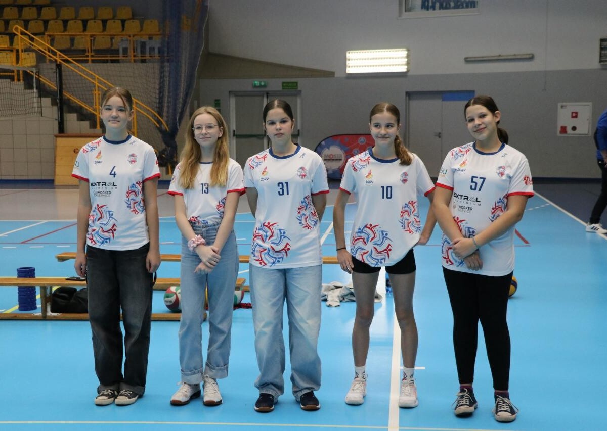 10 listopada 2024 roku w hali MOSiR w Żorach zakończył się XII Memoriał Czesława Fojcika, który zgromadził 18 drużyn z całego Śląska i Wrocławia / fot. MOSiR Żory