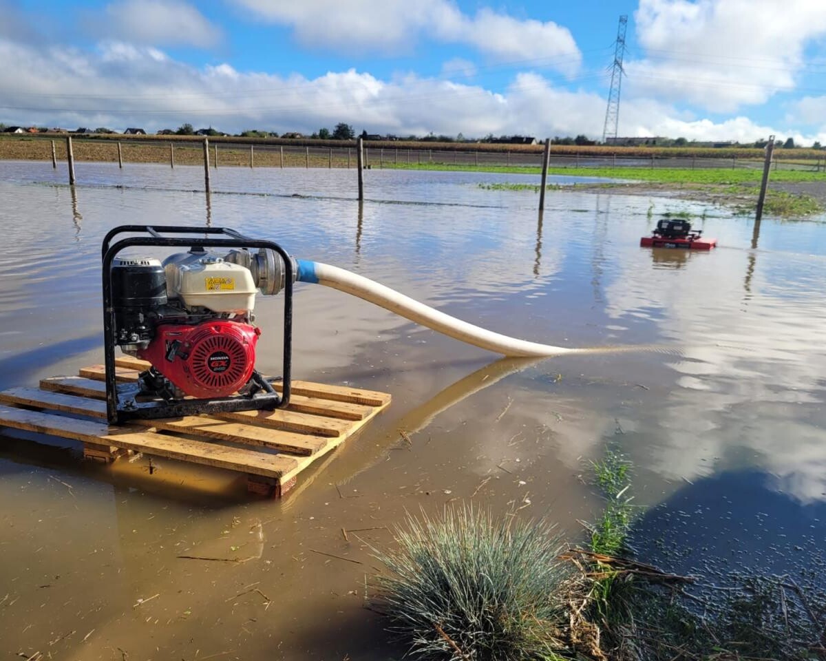 Na godzinę 21:00 służby ratownicze w Żorach odnotowały 114 interwencji w związku z gwałtownymi burzami, które przeszły przez region / fot. PSP Żory