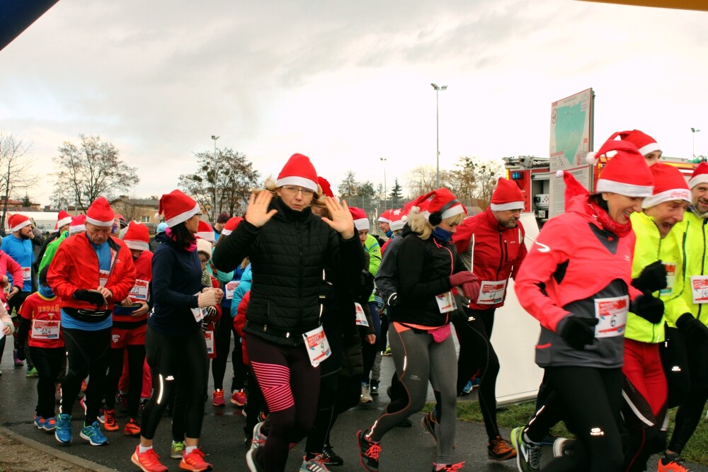 W niedzielę odbył się charytatywny bieg i marsz nordic walking na rzecz 9-letniego Artura z Żor. Zobaczcie zdjęcia!
