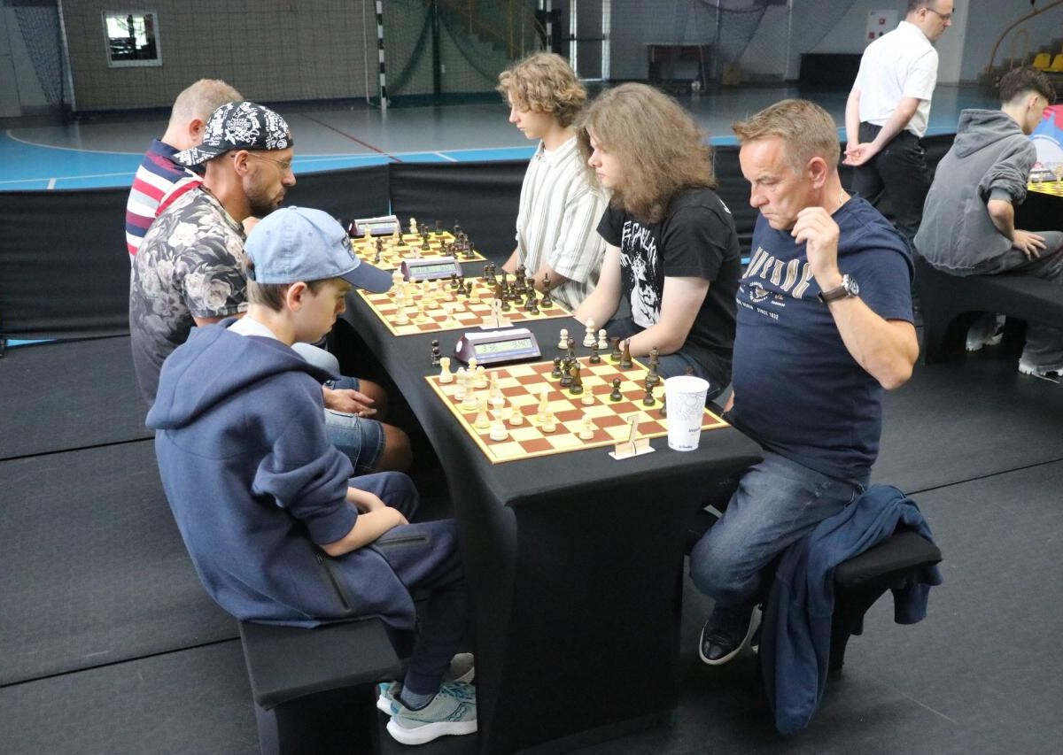 W minioną sobotę, 3 sierpnia Miejski Ośrodek Sportu i Rekreacji oraz Klub Sportowy Roszada Żory byli organizatorami „Otwartego Wakacyjnego Turnieju Szachowego” / fot. MOSiR Żory